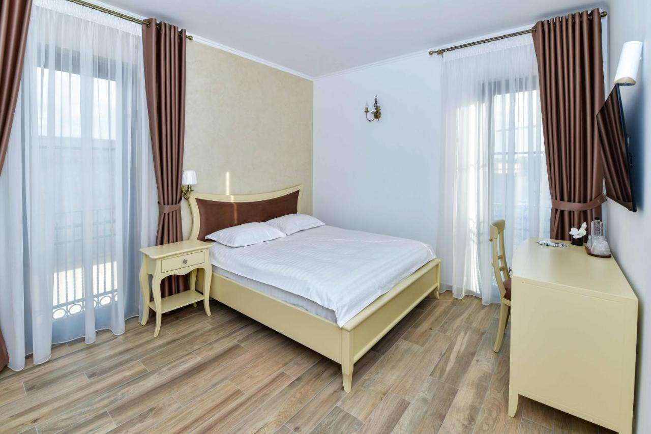Pensiunea Ww Focşani Exterior foto